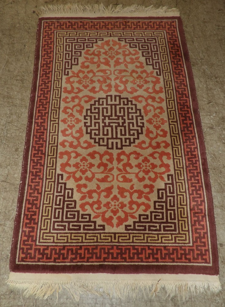 3' 1" x 5' 7" Hand Made Oriental Rug: 3' 1" x 5' 7" Hand Made Oriental Rug. "ALL DESCRIPTIONS AND ANY CONDITION STATEMENT GIVEN BY LANGSTON AUCTION GALLERY ARE STRICTLY OPINIONS AND LANGSTON'S SHALL HAVE NO RESPONSIBILITY FOR ERRORS OR OM