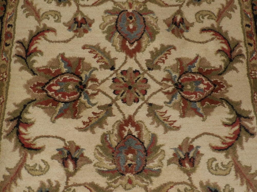 5' x 7' 8" Wool Rug - 2