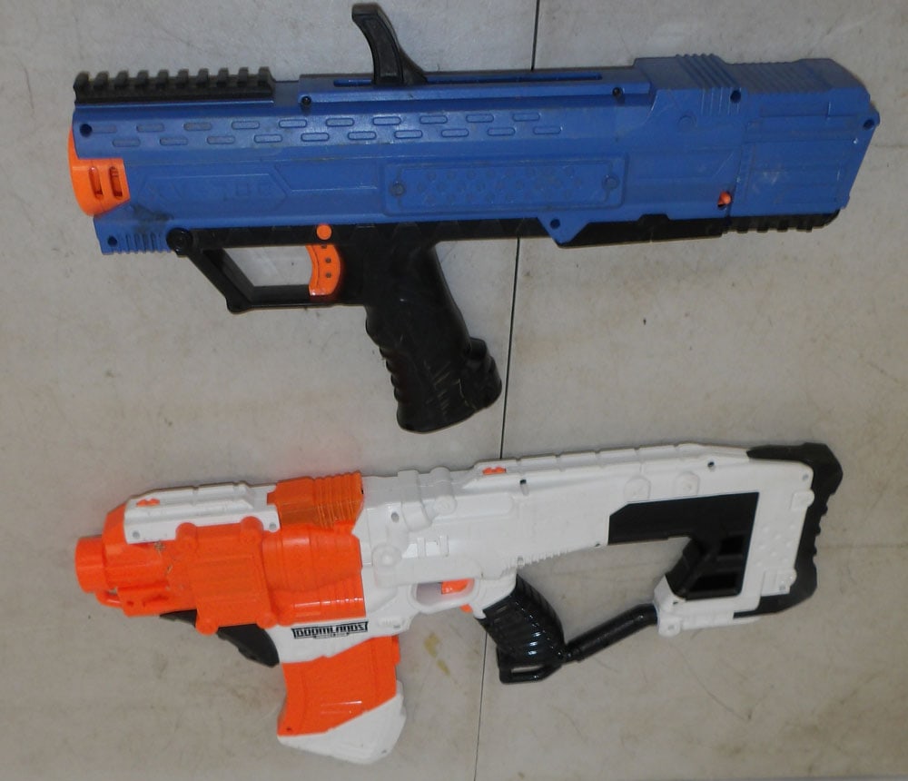 Two Toy Guns - 3