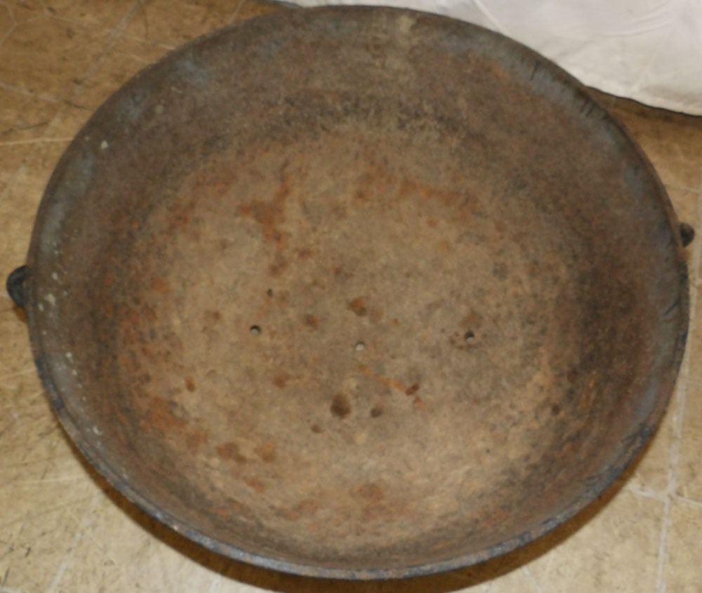 Cast Iron Wash Pot - 2