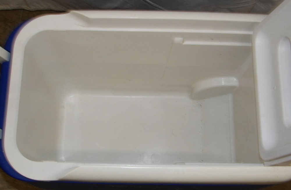 Igloo Ice Box - 6