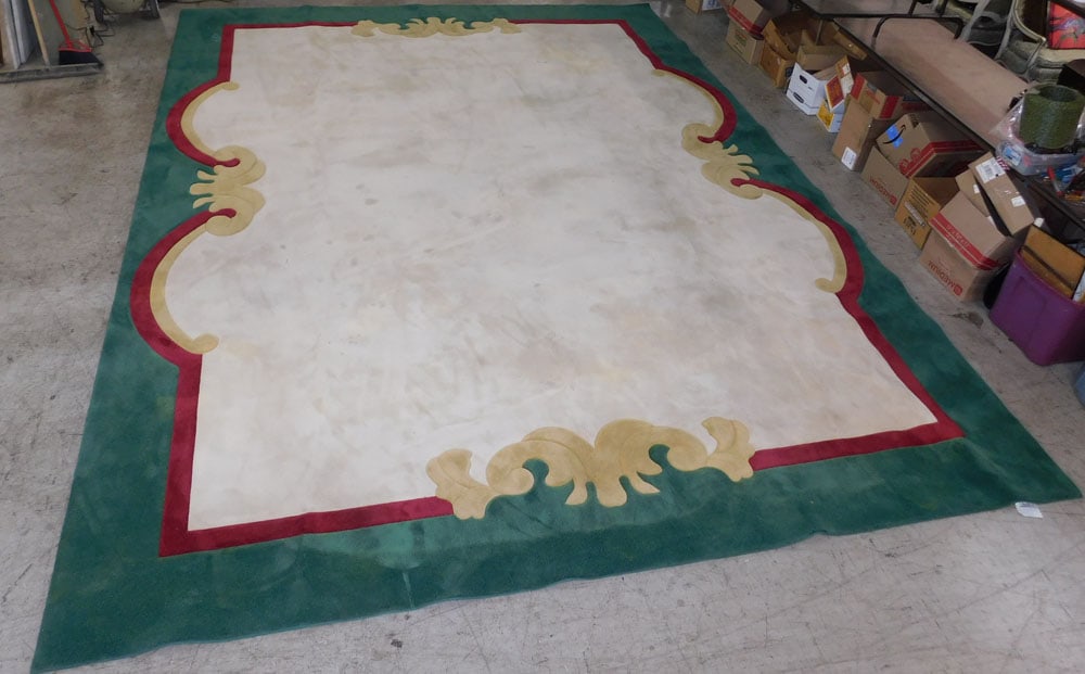 12' 8" x 16' 11" Modern Carpet: 12' 8" x 16' 11" Modern Carpet. "ALL DESCRIPTIONS AND ANY CONDITION STATEMENT GIVEN BY LANGSTON AUCTION GALLERY ARE STRICTLY OPINIONS AND LANGSTON'S SHALL HAVE NO RESPONSIBILITY FOR ERRORS OR