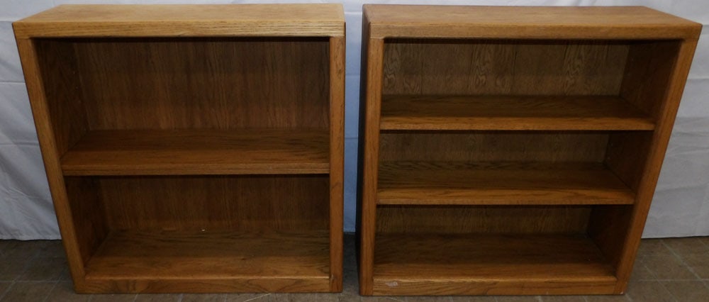 Pair of Oak Open Bookshelves: Pair of Oak Open Bookshelves. 36 1/4" H 36" W 12" D "ALL DESCRIPTIONS AND ANY CONDITION STATEMENT GIVEN BY LANGSTON AUCTION GALLERY ARE STRICTLY OPINIONS AND LANGSTON'S SHALL HAVE NO RESPONSIBILITY
