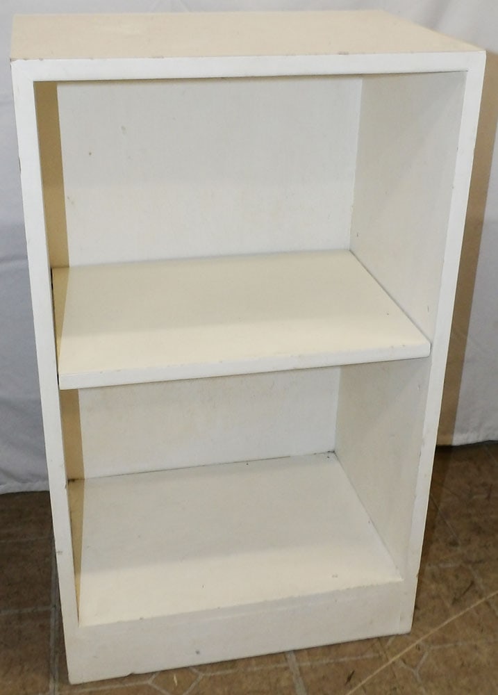 Painted Open Wood Bookshelf: Painted Open Wood Bookshelf . 30 1/4" H 18" W 12" D "ALL DESCRIPTIONS AND ANY CONDITION STATEMENT GIVEN BY LANGSTON AUCTION GALLERY ARE STRICTLY OPINIONS AND LANGSTON'S SHALL HAVE NO RESPONSIBILITY