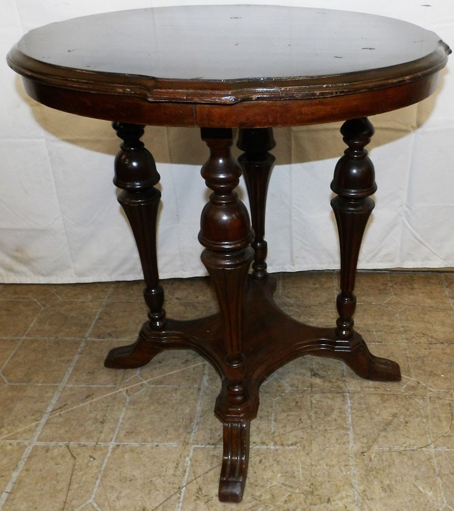 Antique Walnut Lamp Table: Antique Walnut Lamp Table . 27 3/4" H 26" Dia. "ALL DESCRIPTIONS AND ANY CONDITION STATEMENT GIVEN BY LANGSTON AUCTION GALLERY ARE STRICTLY OPINIONS AND LANGSTON'S SHALL HAVE NO RESPONSIBILITY FOR