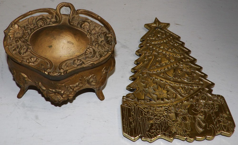 Brass VA Metalcrafters Christmas Tree Trivet & Gilded Metal Jewelry Box (1 of 4)