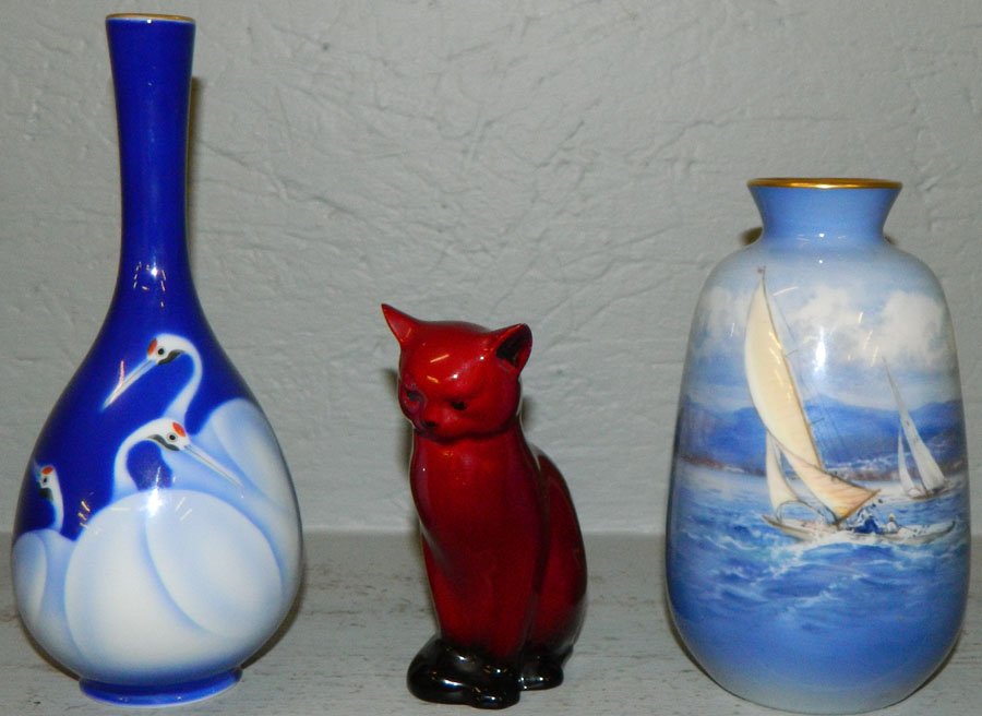 Chinese vase, Noritake vase, & Royal Doulton cat.: Handpainted Chinese vase, Noritake vase, and Royal Doulton "Flambe" cat.