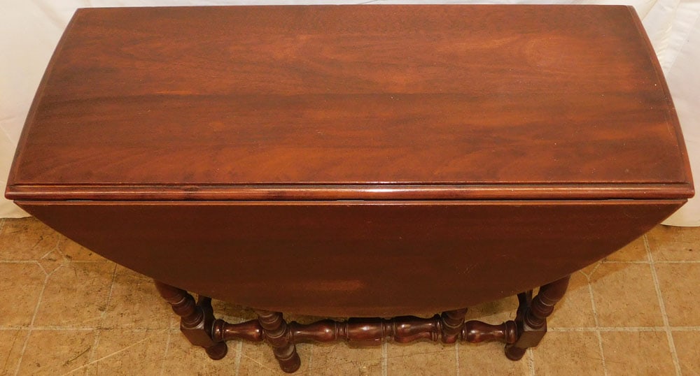 Antique Walnut Gate Leg Table - 2