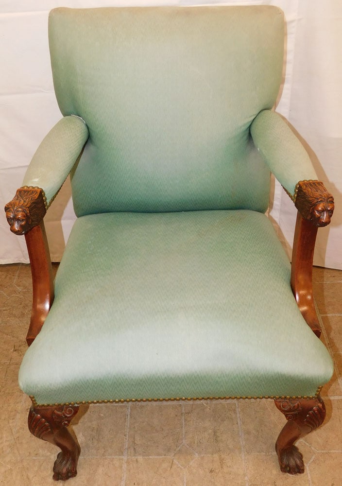 Antique Carved Mahogany Arm Chair with Lion Heads & Claw Feet: Antique Carved Mahogany Arm Chair with Lion Heads & Claw Feet. 36" H 23 3/4" W 27" D ALL DESCRIPTIONS AND ANY CONDITION STATEMENT GIVEN BY LANGSTON AUCTION GALLERY ARE STRICTLY OPINIONS AND LANGSTON'S