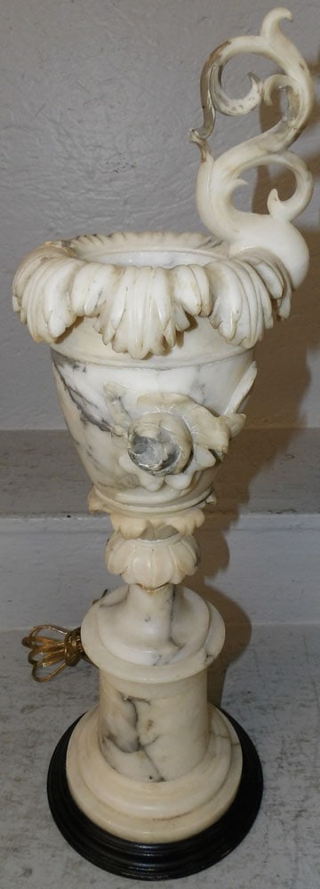 Antique Alabaster Lamp: Antique Alabaster Lamp . 23" H 7 1/2" Dia. ALL DESCRIPTIONS AND ANY CONDITION STATEMENT GIVEN BY LANGSTON AUCTION GALLERY ARE STRICTLY OPINIONS AND LANGSTON'S SHALL HAVE NO RESPONSIBILITY FOR ERRORS O