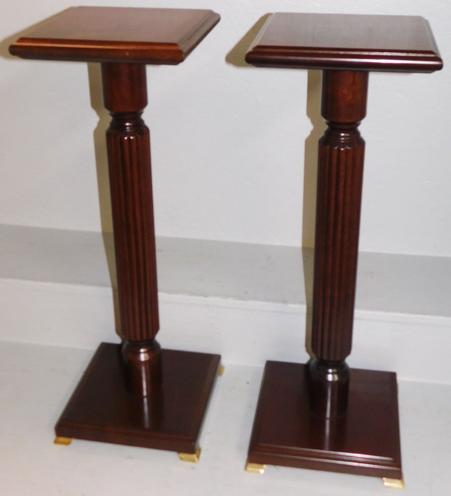 Pair of Cherry Reeded Pedestal Plant Stands with Brass Feet by Bombay (1 of 4)