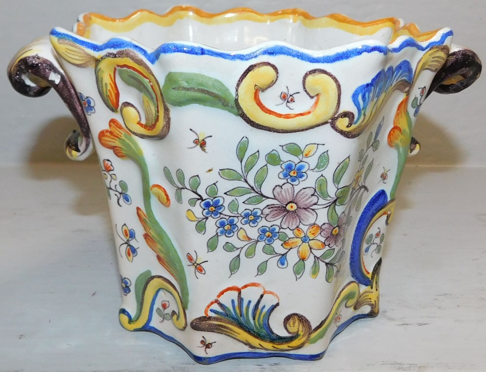 Small Polychrome Decorated Cache Pot - 3