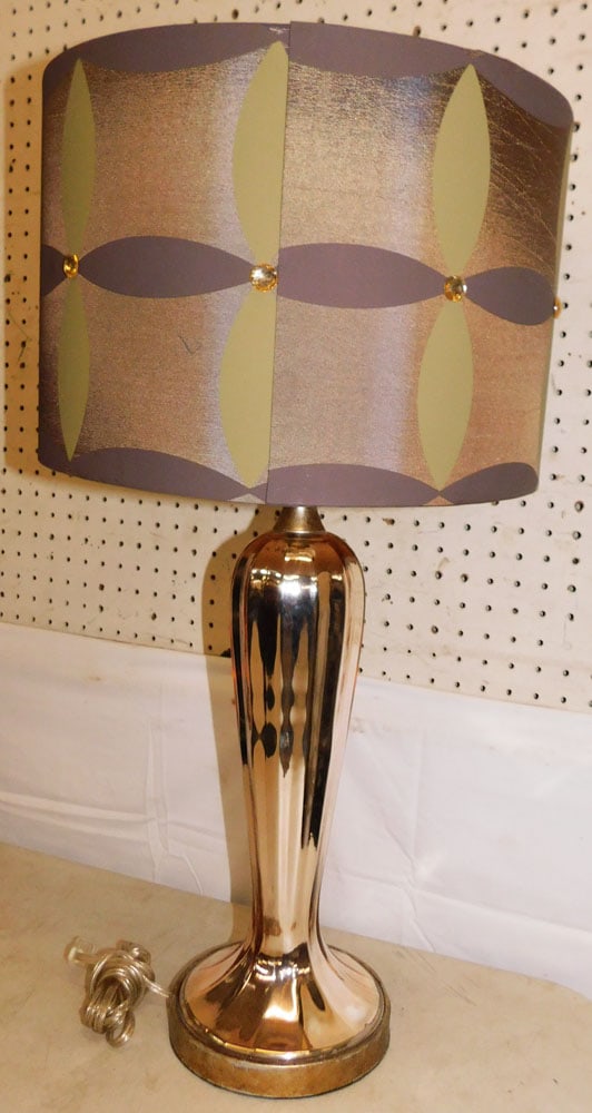 Modern Mercury Glass Lamp: Modern Mercury Glass Lamp . 29 1/4" H Shade: 15" Dia. ALL DESCRIPTIONS AND ANY CONDITION STATEMENT GIVEN BY LANGSTON AUCTION GALLERY ARE STRICTLY OPINIONS AND LANGSTON'S SHALL HAVE NO RESPONSIBILITY F
