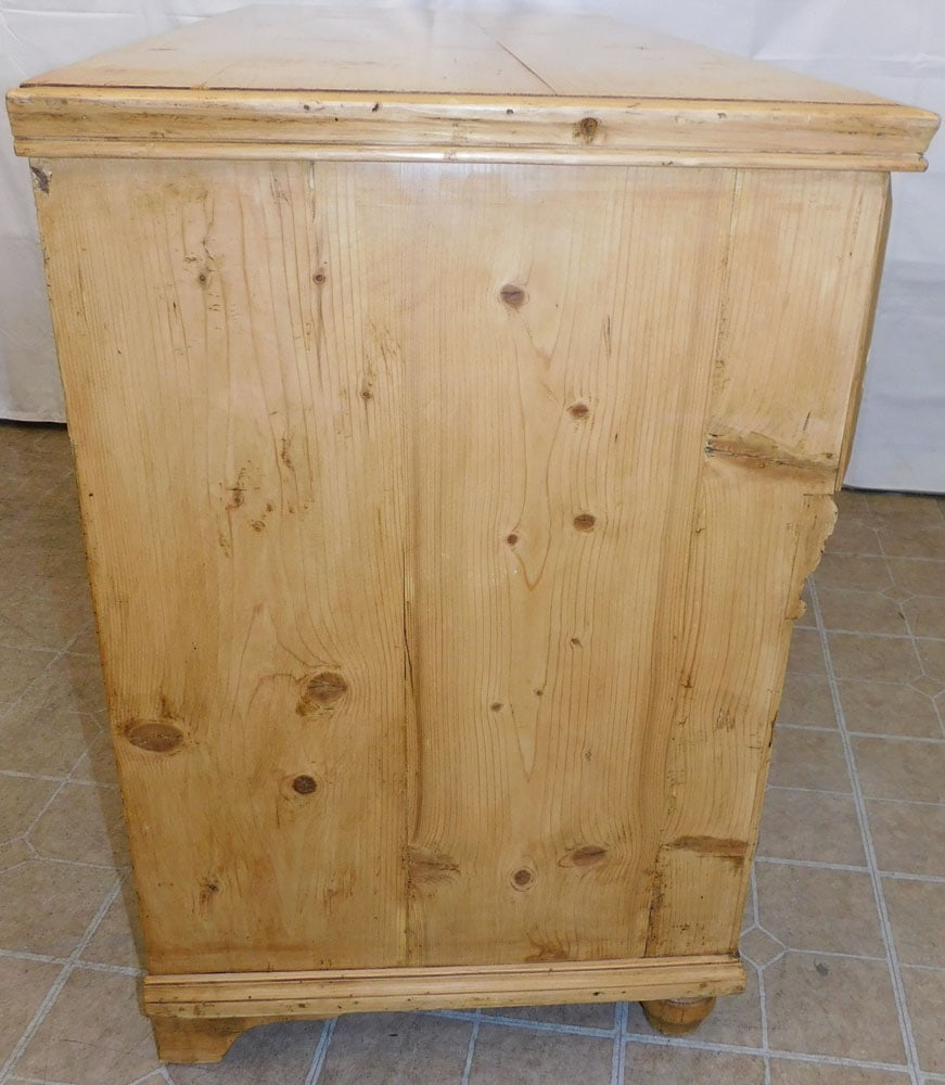 Scrub Pine Three Drawer Chest - 7