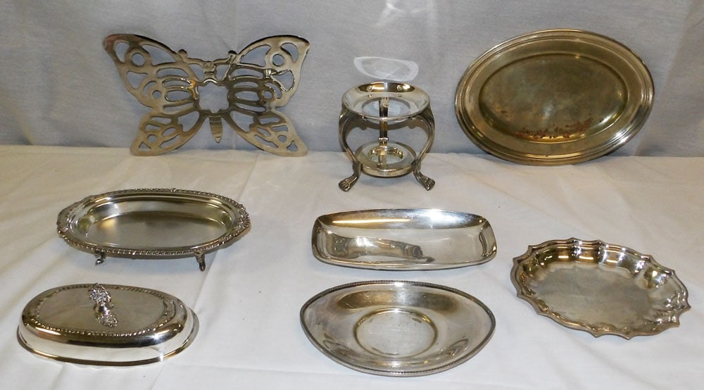 Lot of Silverplated Items (1 of 2)