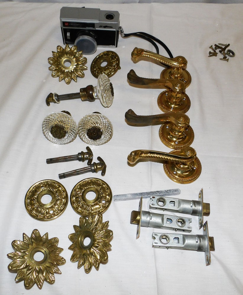 Lot of Brass & Glass Door Knobs (1 of 5)