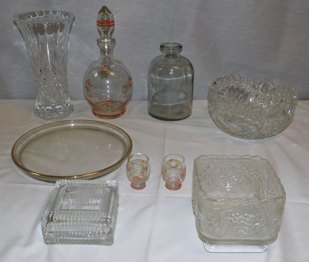 Lot of Glass Items (1 of 1)