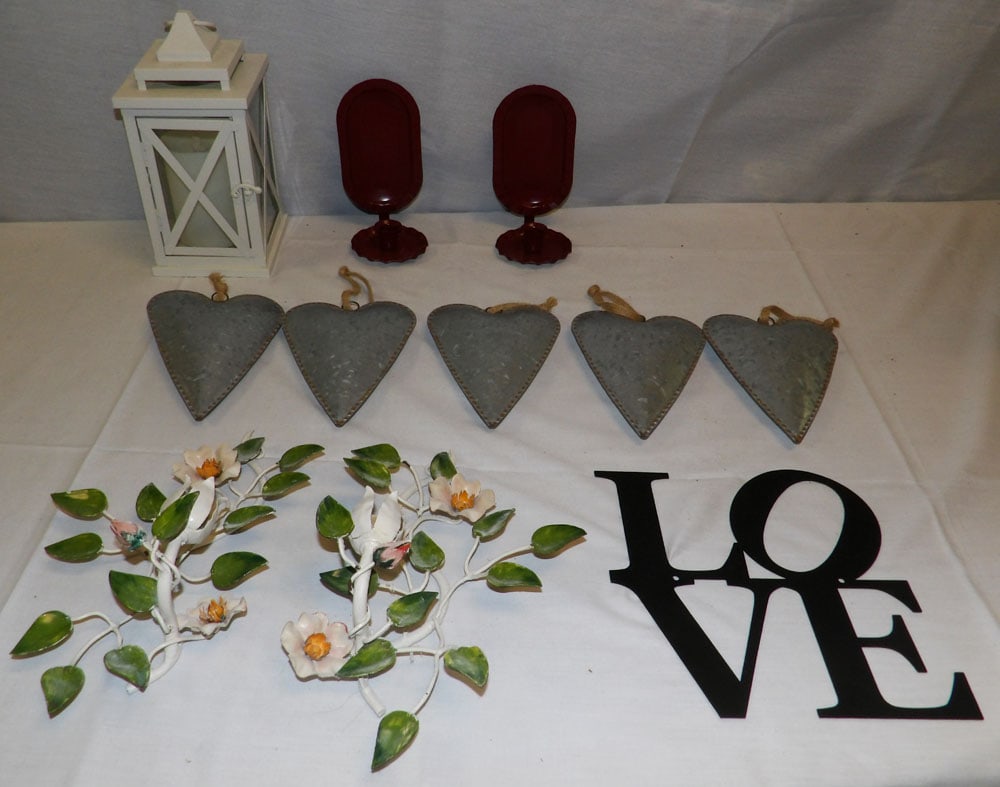 Lot of Metal Decorative Items (1 of 3)