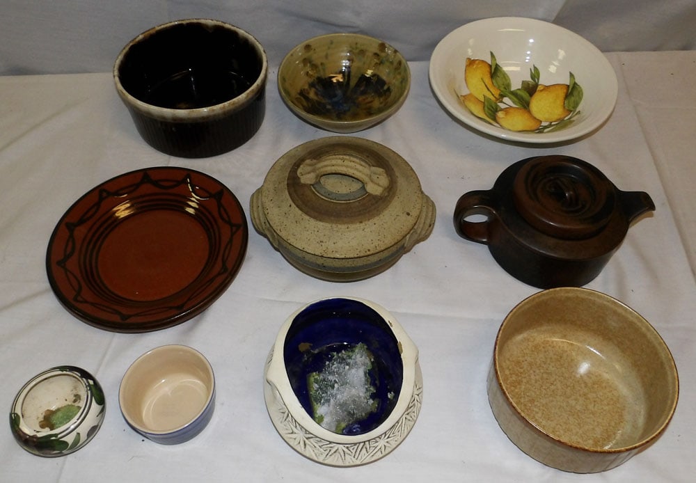 Lot of Pottery Items, (Some Signed): Lot of Pottery Items, (Some Signed). Up to 4" H 8" W "ALL DESCRIPTIONS AND ANY CONDITION STATEMENT GIVEN BY LANGSTON AUCTION GALLERY ARE STRICTLY OPINIONS AND LANGSTON'S SHALL HAVE NO RESPONSIBILITY F