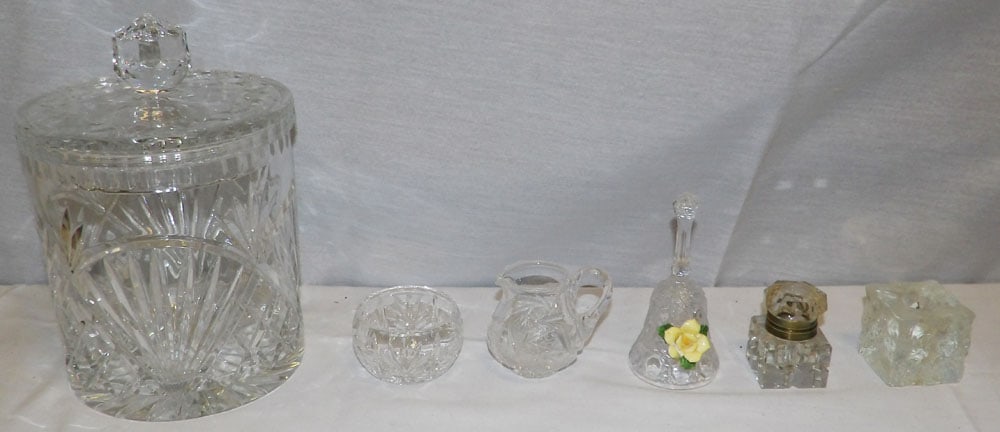 Lot of Glass Items (1 of 1)