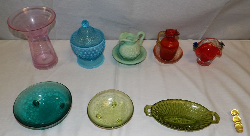 Lot of Colored Glass Items (1 of 1)
