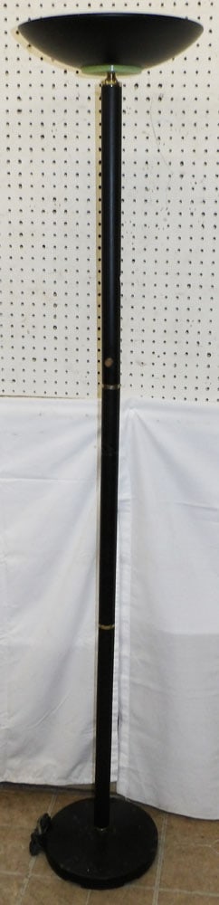 Modern Painted Metal Floor Lamp: Modern Painted Metal Floor Lamp. 70 3/4" H 12 3/4" Dia. "ALL DESCRIPTIONS AND ANY CONDITION STATEMENT GIVEN BY LANGSTON AUCTION GALLERY ARE STRICTLY OPINIONS AND LANGSTON'S SHALL HAVE NO