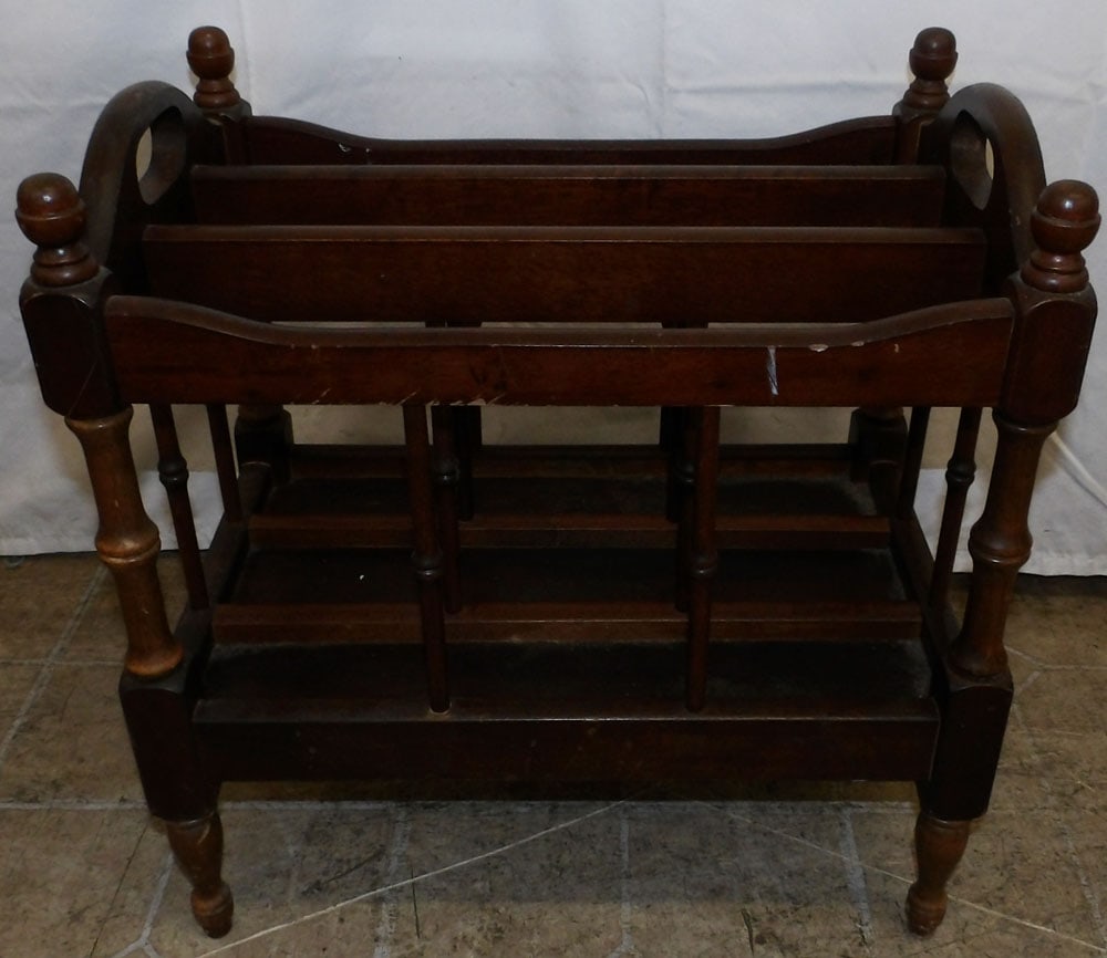 Mahogany Canterbury: Mahogany Canterbury . 19 1/2" H 19" W 12 1/4" D "ALL DESCRIPTIONS AND ANY CONDITION STATEMENT GIVEN BY LANGSTON AUCTION GALLERY ARE STRICTLY OPINIONS AND LANGSTON'S SHALL HAVE NO RESPONSIBILITY FOR ER