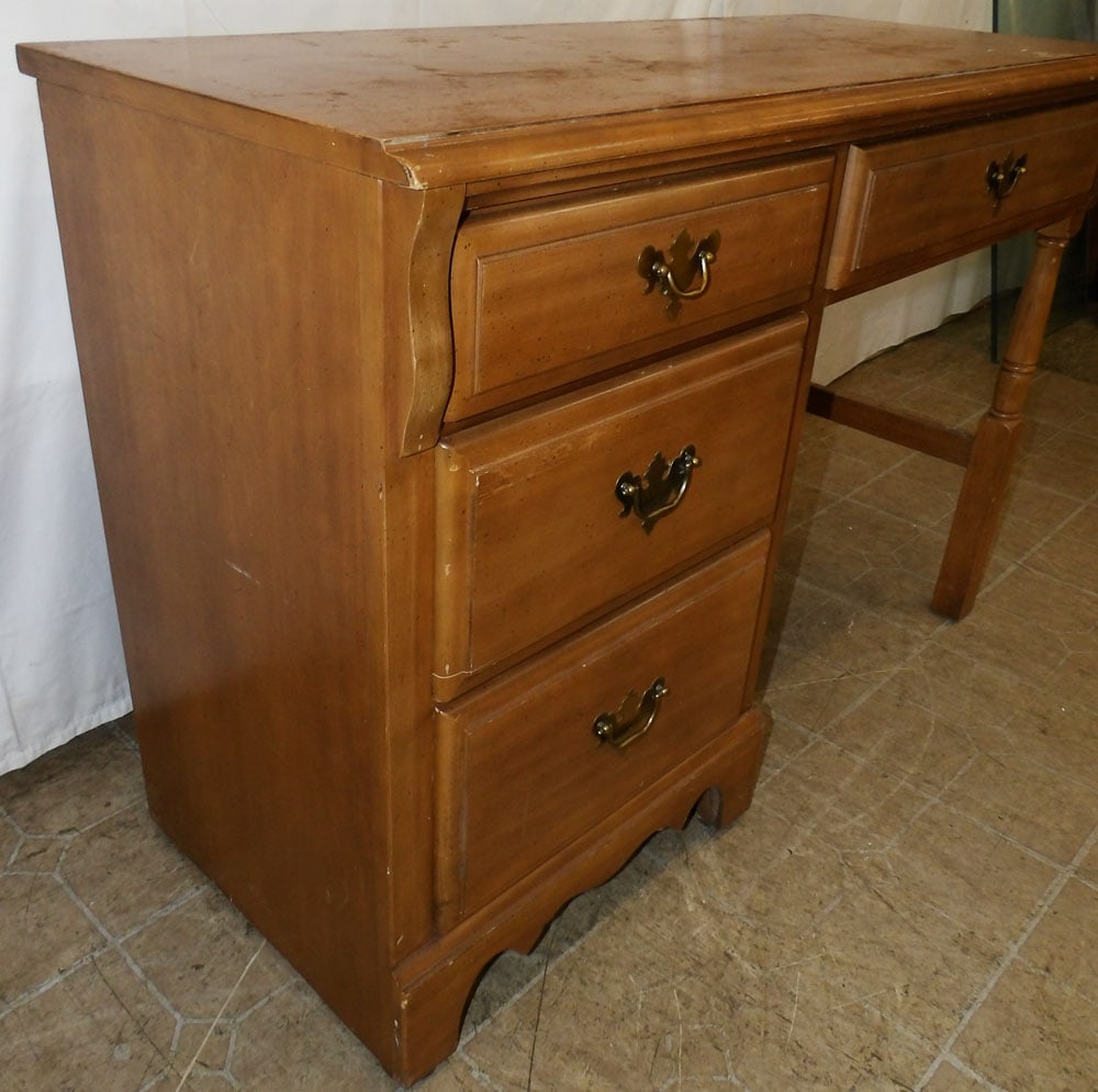 Maple Desk - 4