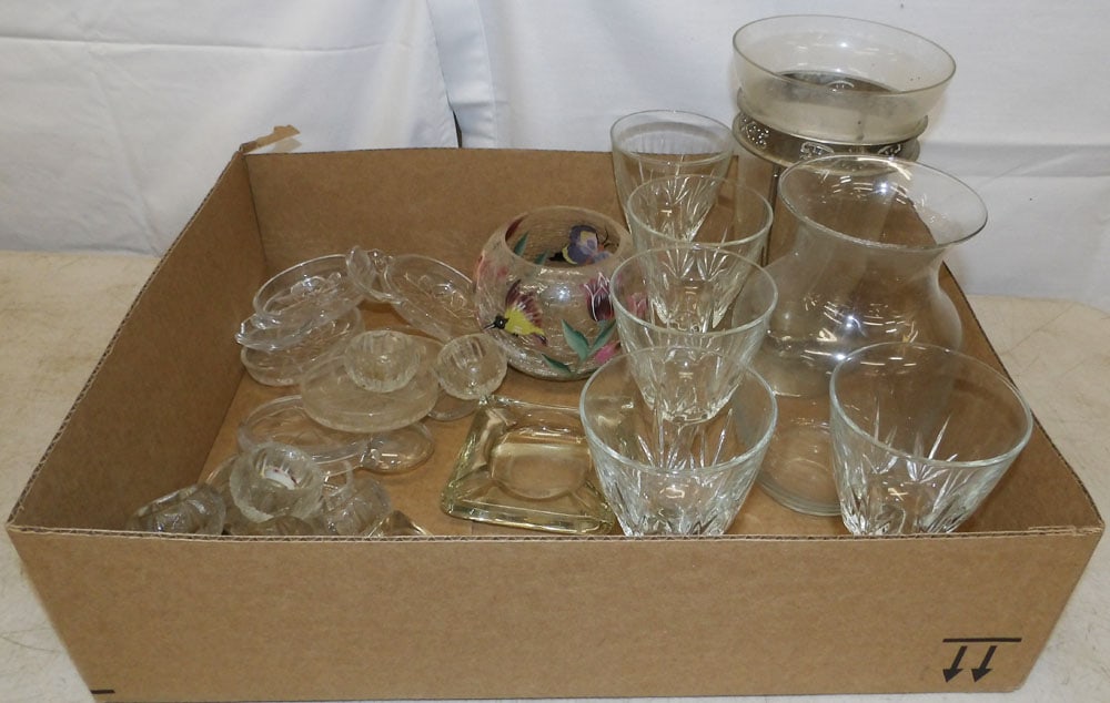 Lot of Glass Items (1 of 5)