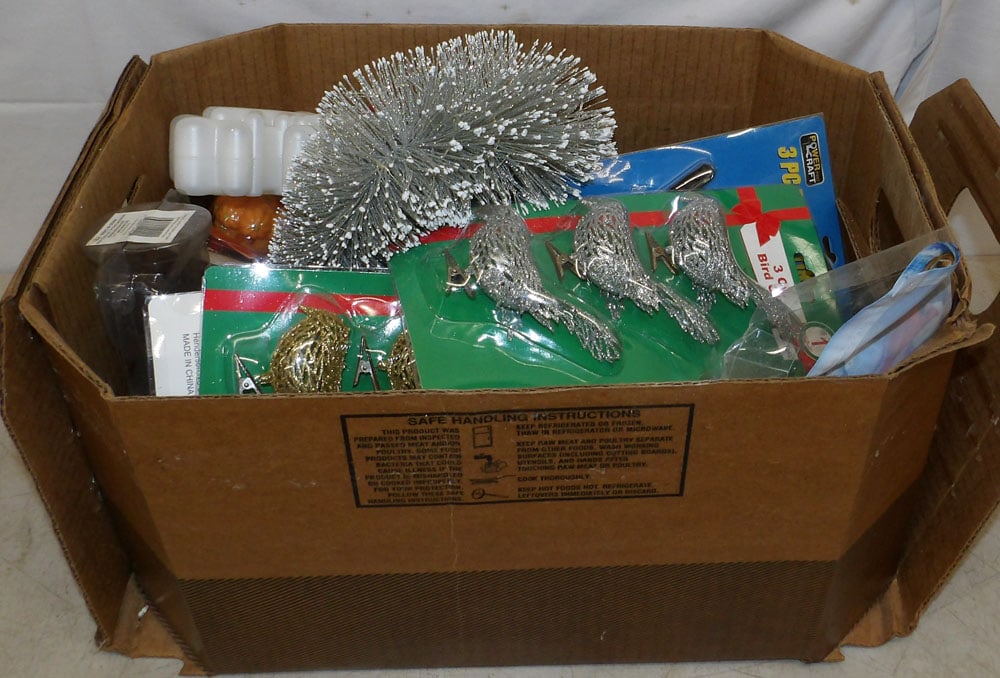 Lot of Christmas Decorations (1 of 5)