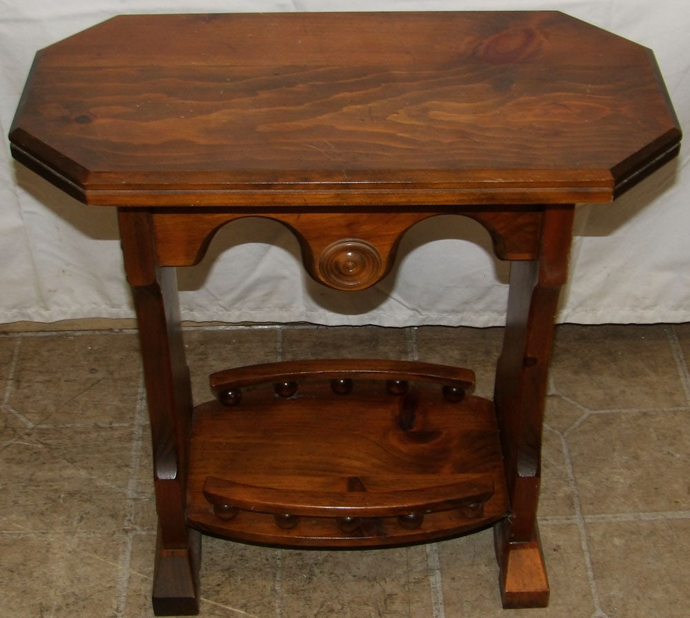 Pine Stand - 4