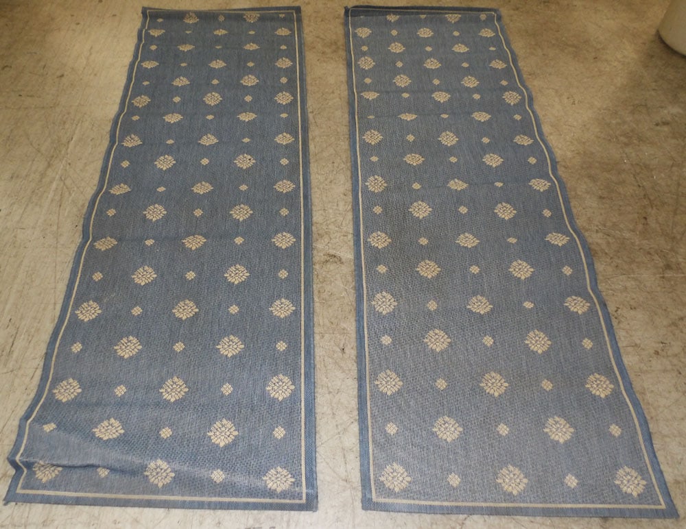 (2) 2' 8" x 8' Machine Made Rugs: (2) 2' 8" x 8' Machine Made Rugs . "ALL DESCRIPTIONS AND ANY CONDITION STATEMENT GIVEN BY LANGSTON AUCTION GALLERY ARE STRICTLY OPINIONS AND LANGSTON'S SHALL HAVE NO RESPONSIBILITY FOR ERRORS OR
