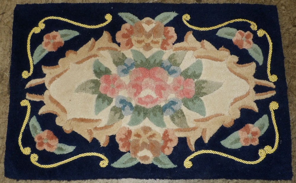 1' 9" x 2' 9" Hook Rug: 1' 9" x 2' 9" Hook Rug . "ALL DESCRIPTIONS AND ANY CONDITION STATEMENT GIVEN BY LANGSTON AUCTION GALLERY ARE STRICTLY OPINIONS AND LANGSTON'S SHALL HAVE NO RESPONSIBILITY FOR ERRORS OR OMISSIONS. THE