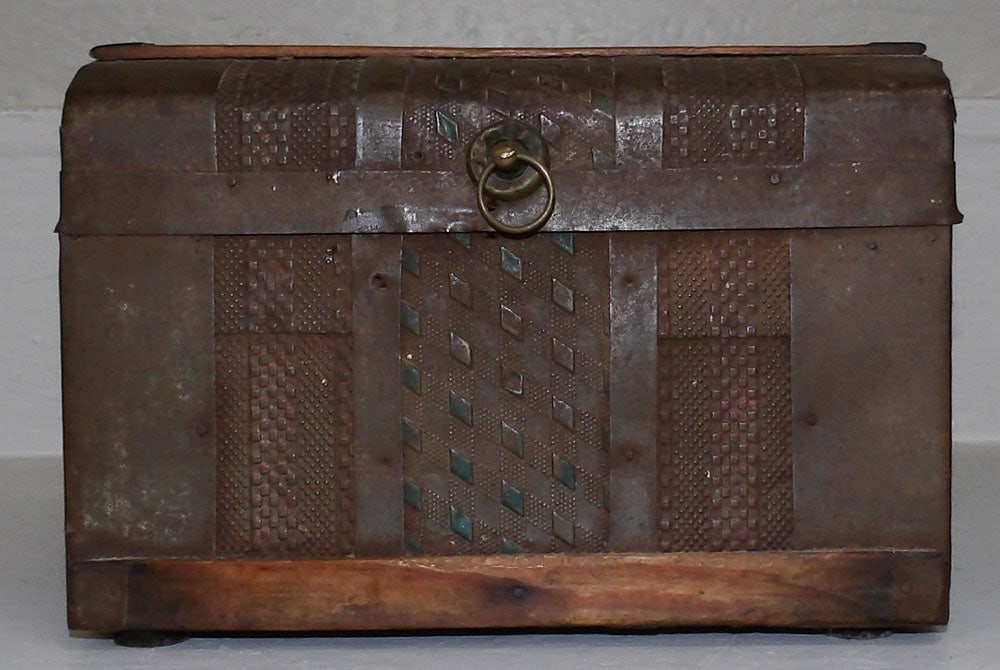 Antique Pine & Metal Bound Doll Trunk: Antique Pine & Metal Bound Doll Trunk . 6" H 9" W 5 1/2" D "ALL DESCRIPTIONS AND ANY CONDITION STATEMENT GIVEN BY LANGSTON AUCTION GALLERY ARE STRICTLY OPINIONS AND LANGSTON'S SHALL HAVE NO