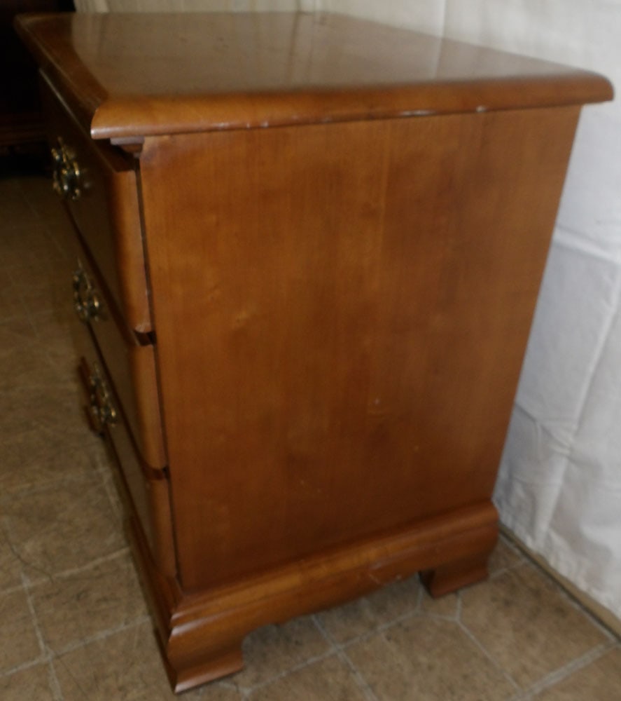 Maple Three Drawer Night Stand - 5