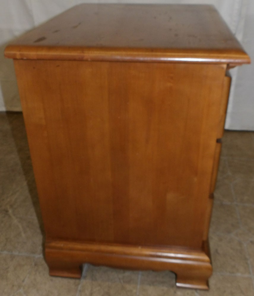 Maple Three Drawer Night Stand - 6