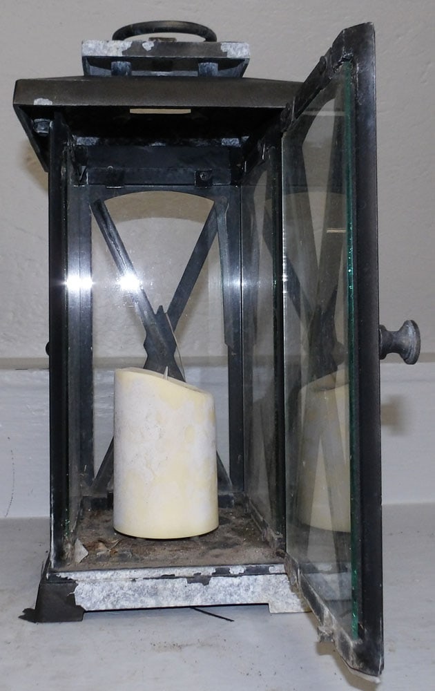 Two Painted Metal Lanterns - 6