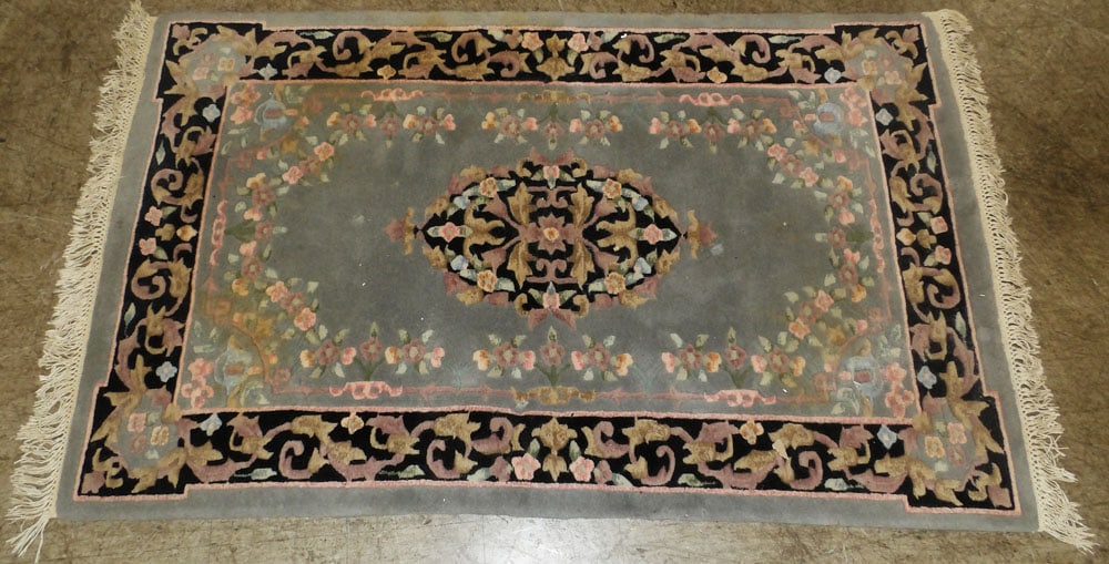3' 6" x 6' Chinese Aubusson Rug: 3' 6" x 6' Chinese Aubusson Rug. "ALL DESCRIPTIONS AND ANY CONDITION STATEMENT GIVEN BY LANGSTON AUCTION GALLERY ARE STRICTLY OPINIONS AND LANGSTON'S SHALL HAVE NO RESPONSIBILITY FOR ERRORS OR OMISSIO