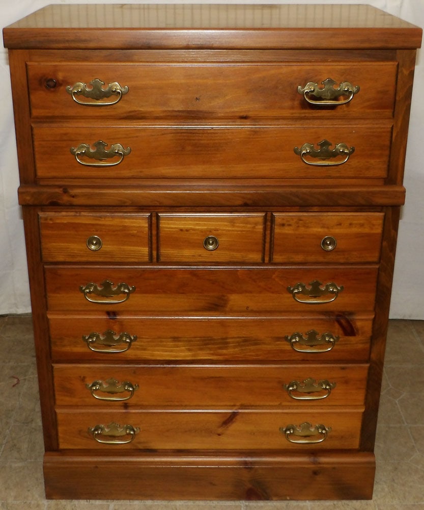 Pine Four Drawer Chest (1 of 6)