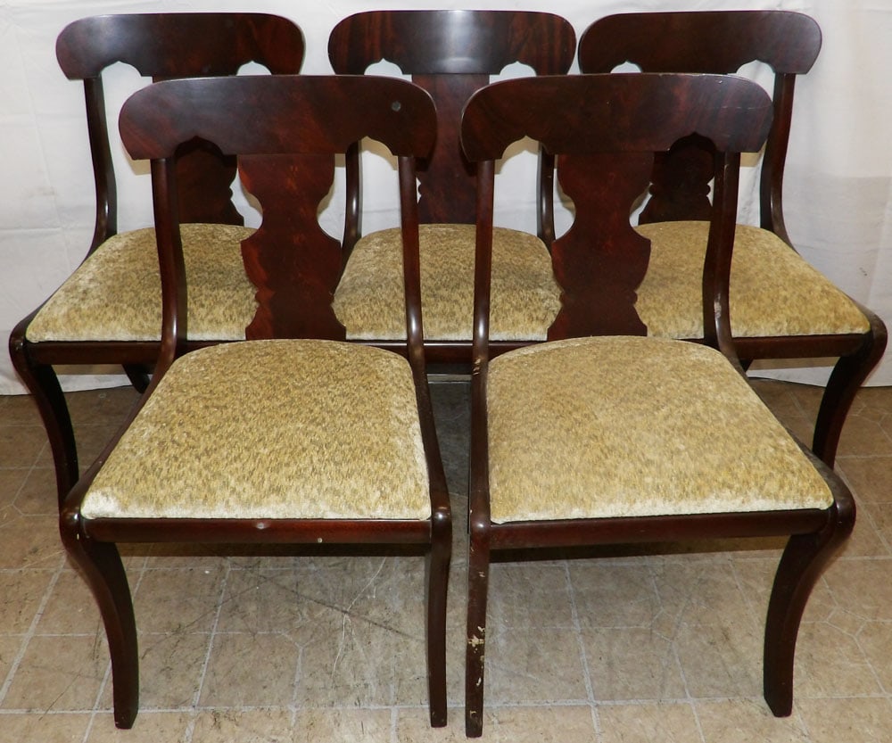 Set of Five Mahogany Dining Chairs: Set of Five Mahogany Dining Chairs . 33 1/4" H 19 3/4" W 19" D "ALL DESCRIPTIONS AND ANY CONDITION STATEMENT GIVEN BY LANGSTON AUCTION GALLERY ARE STRICTLY OPINIONS AND LANGSTON'S SHALL HAVE NO