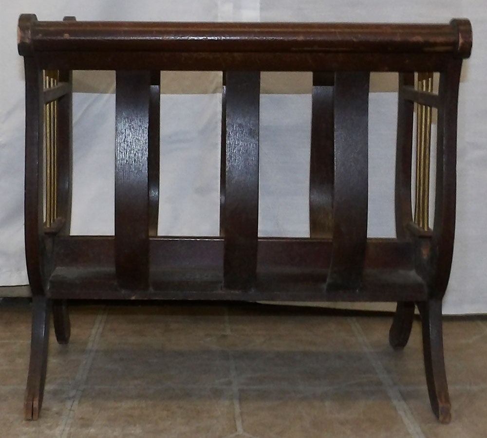 Mahogany Magazine Stand: Mahogany Magazine Stand . 14" H 15" W 12" D "ALL DESCRIPTIONS AND ANY CONDITION STATEMENT GIVEN BY LANGSTON AUCTION GALLERY ARE STRICTLY OPINIONS AND LANGSTON'S SHALL HAVE NO RESPONSIBILITY FOR