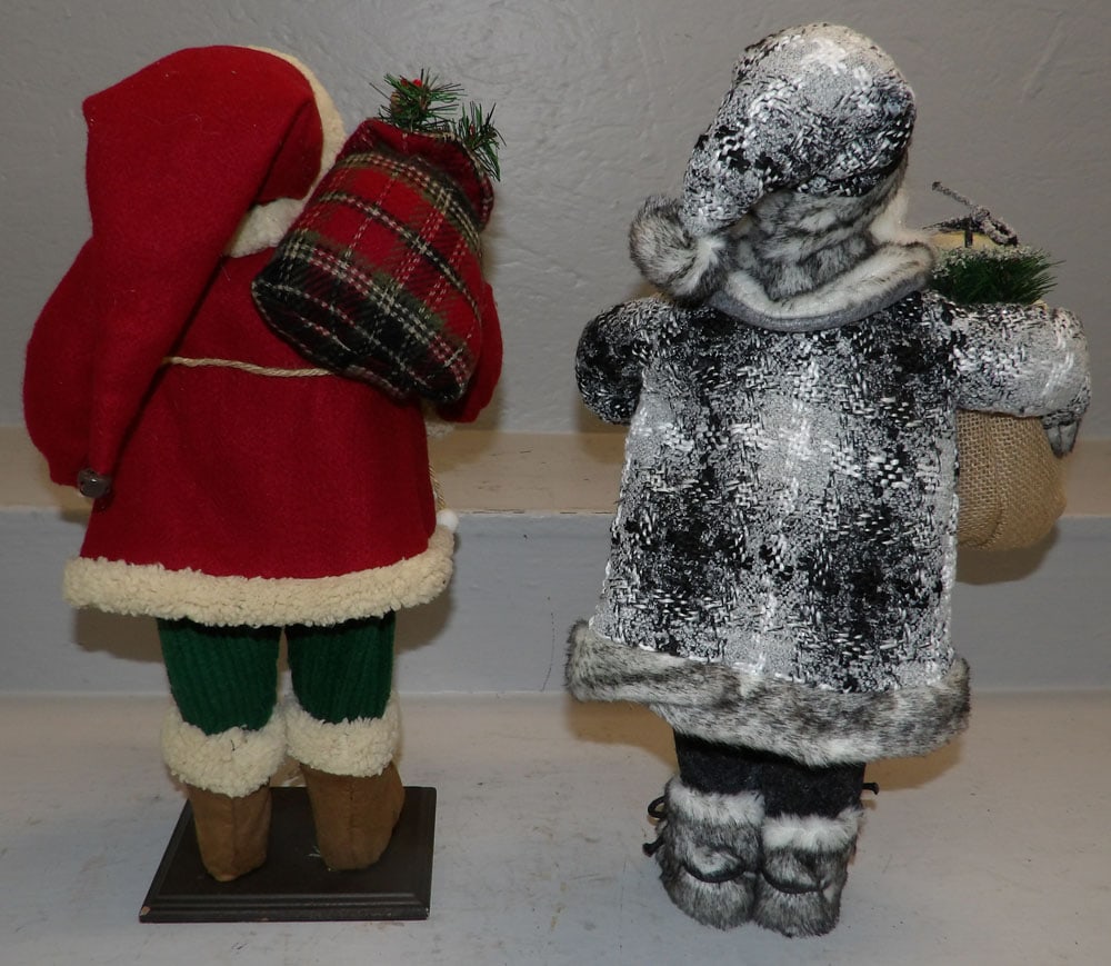 Two Santa Claus Dolls - 4