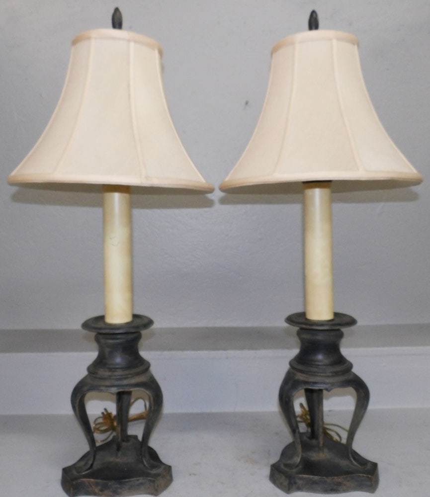 Pair of Painted Metal Lamps: Pair of Painted Metal Lamps . 33 1/2" H 14 1/2" Dia. "ALL DESCRIPTIONS AND ANY CONDITION STATEMENT GIVEN BY LANGSTON AUCTION GALLERY ARE STRICTLY OPINIONS AND LANGSTON'S SHALL HAVE NO RESPONSIBILITY F