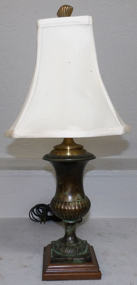 Brass Urn Form Lamp (1 of 4)