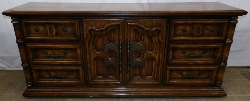 Walnut Credenza: Walnut Credenza . 31 1/2" H 73 1/2" W 18 3/4" D "ALL DESCRIPTIONS AND ANY CONDITION STATEMENT GIVEN BY LANGSTON AUCTION GALLERY ARE STRICTLY OPINIONS AND LANGSTON'S SHALL HAVE NO RESPONSIBILITY FOR ER