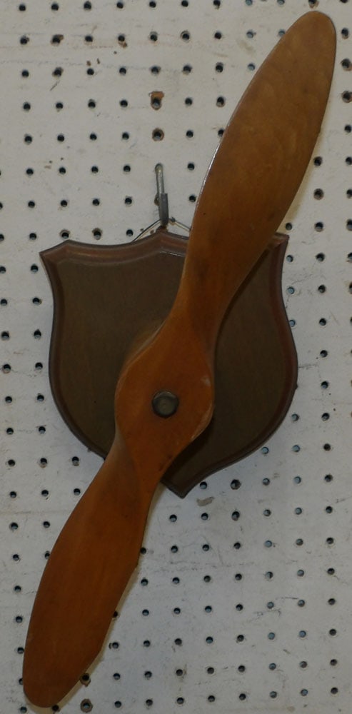 Maple & Walnut Propeller Wall Hanging (1 of 3)