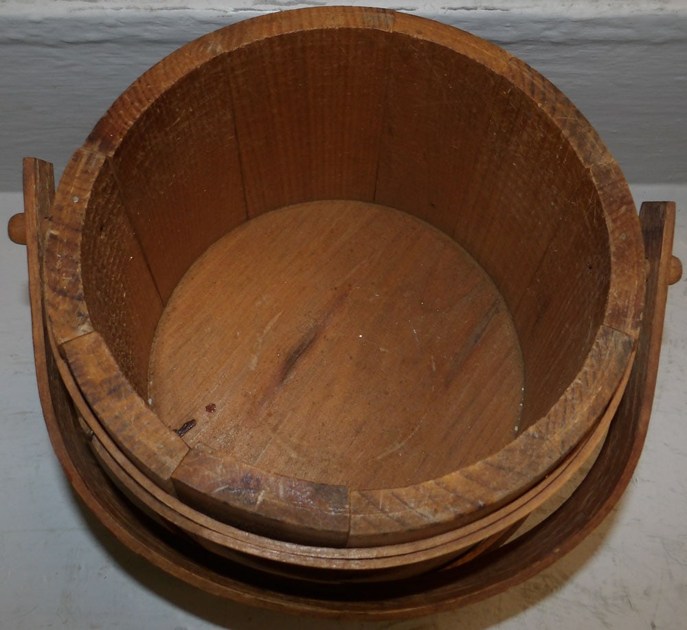 Pine Bucket with Lid - 3