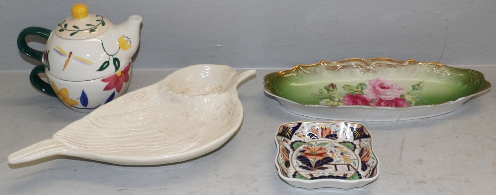 Lot of Painted Porcelain Items (1 of 5)