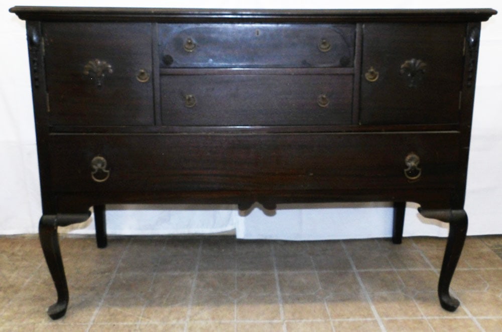 Antique Mahogany Sideboard: Antique Mahogany Sideboard . 38 1/4" H 54" W 21 1/4" D "ALL DESCRIPTIONS AND ANY CONDITION STATEMENT GIVEN BY LANGSTON AUCTION GALLERY ARE STRICTLY OPINIONS AND LANGSTON'S SHALL HAVE NO