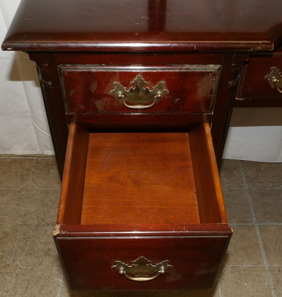 Mahogany Dressing Table - 4